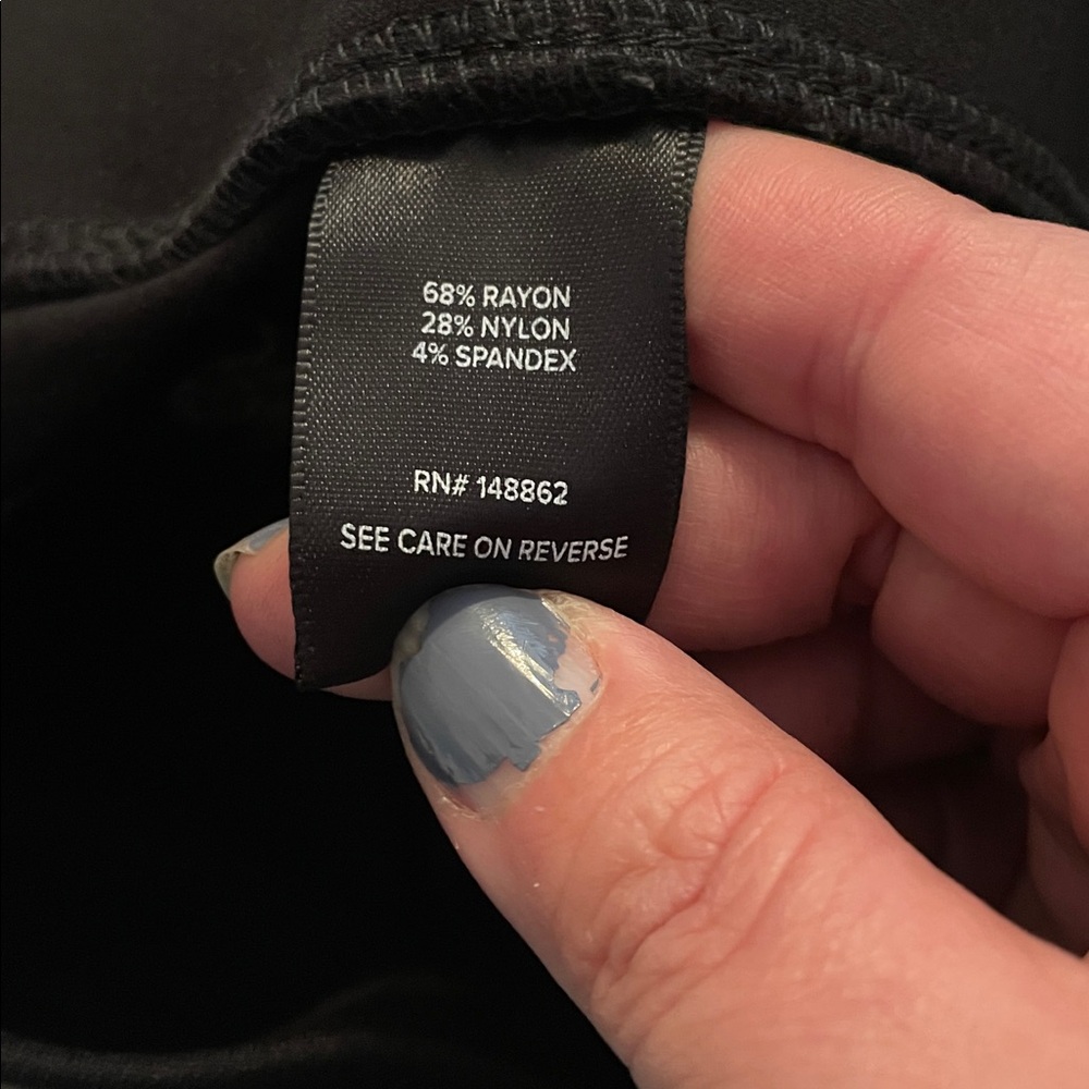 Torrid Pixie Pants Cropped Nwot - image 5